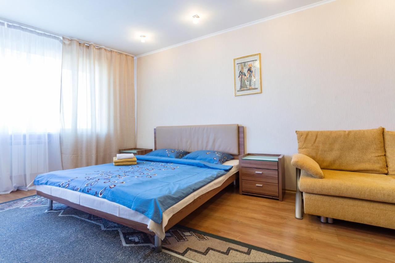 Apartments On Darnitsa 키예프 객실 사진